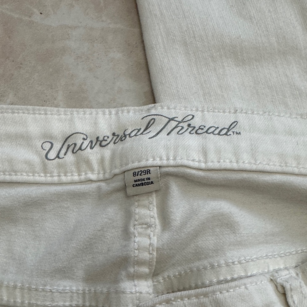 Universal Thread Off-White Jeans - Picture 2 of 4